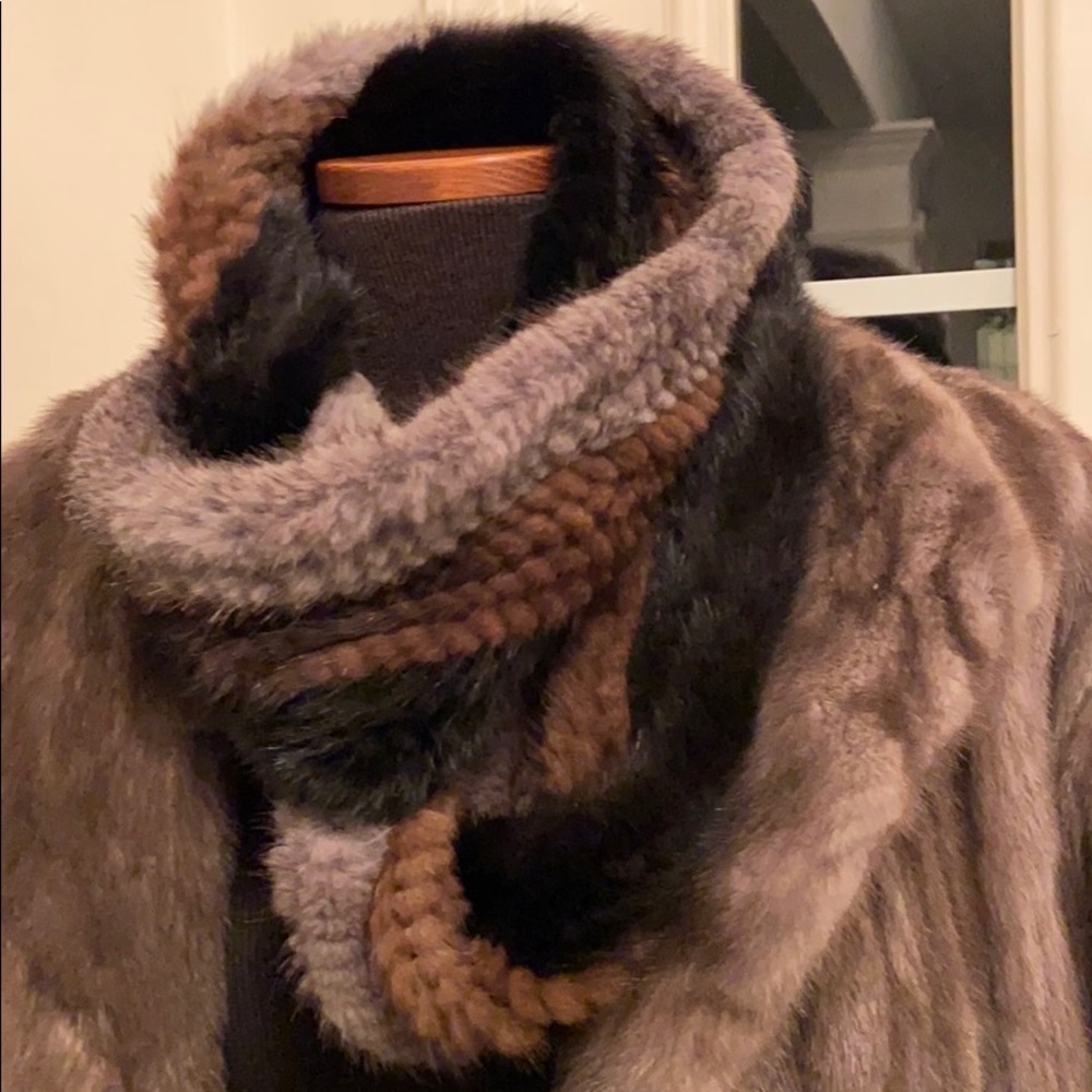 Genuine Mink Fur Infinity Scarf - Picture 3 of 8